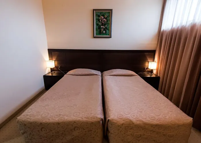 Ξενοδοχείο Gardenia Park 4*