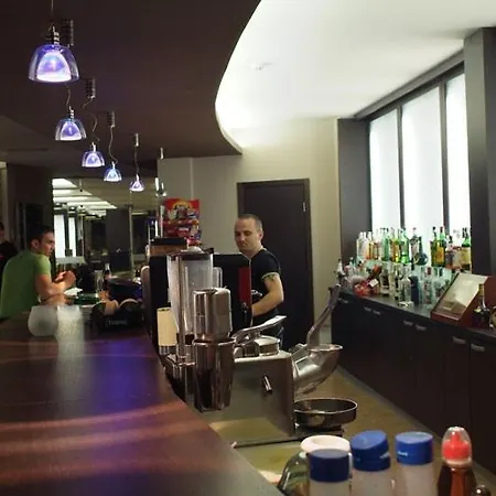 Gardenia Park Hotell 4*